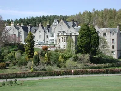 Cluny Hill College (seen from Golfplace)