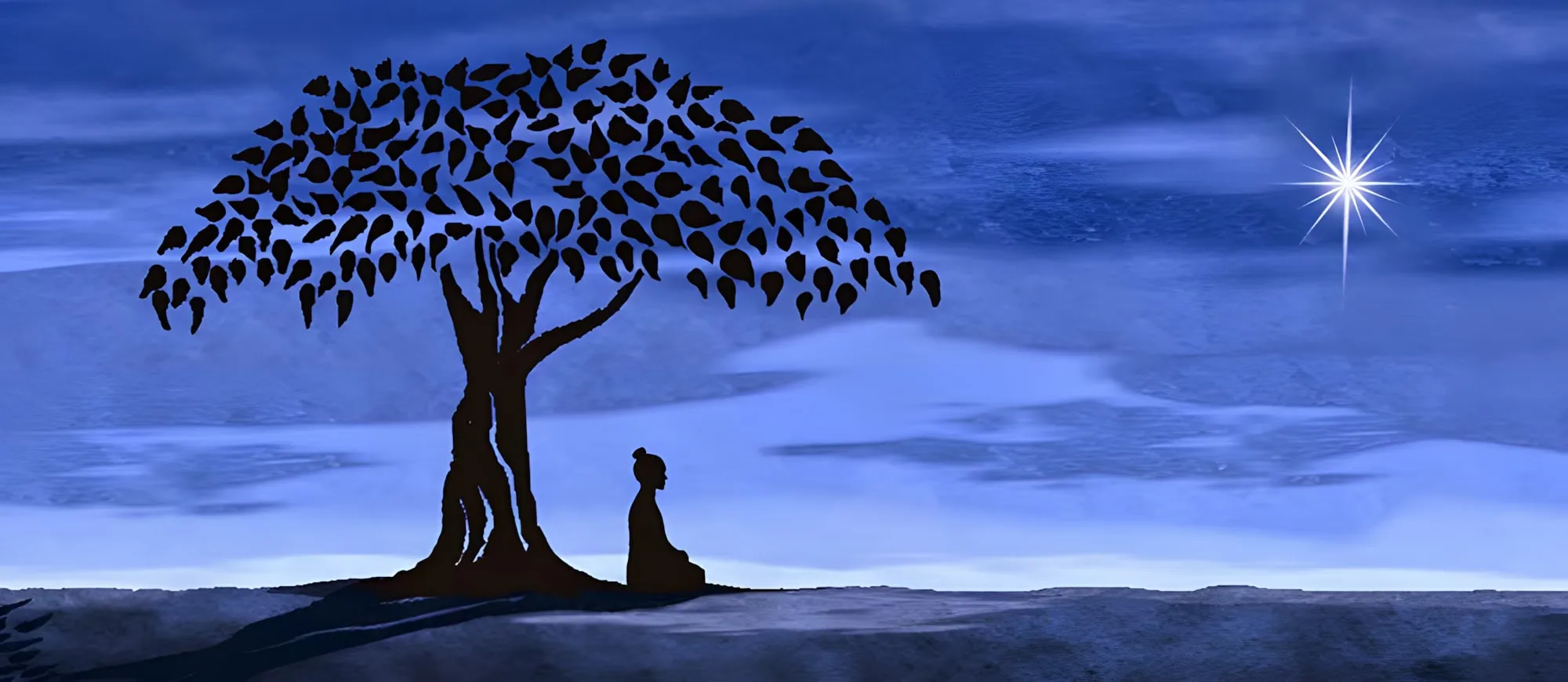 Figura in meditazione sotto un grande albero, di notte, con una stella luminosa nel cielo azzurro